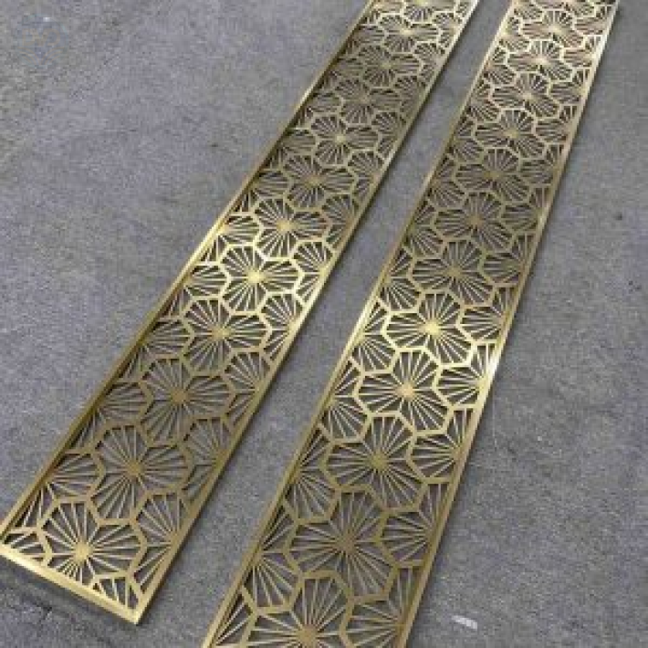 gia-cong-lan-can-inox-ma-vang